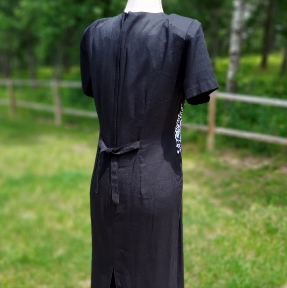 COLUMN DRESS WITH EMBROIDERY - Picture 6 of 7